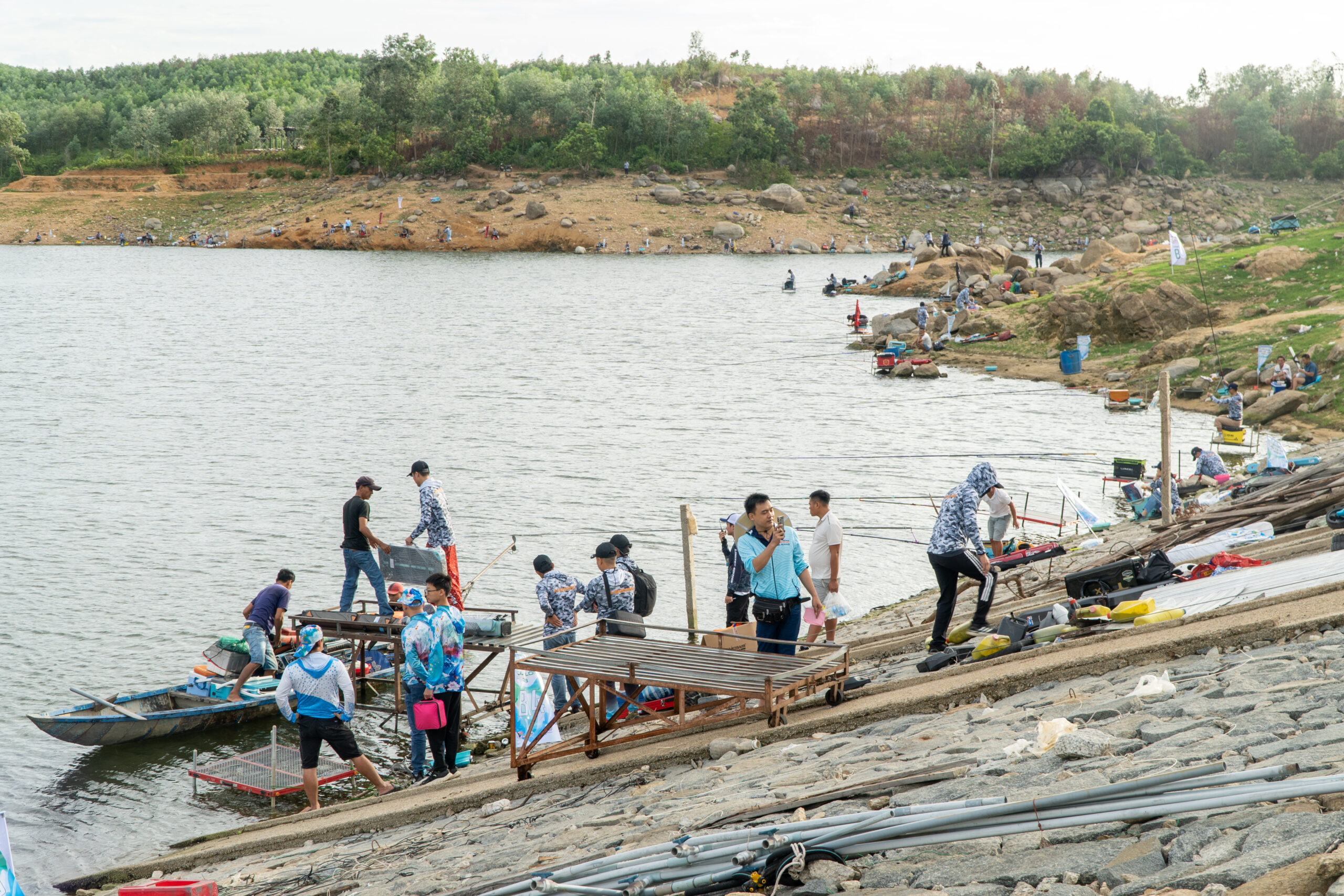cần đơn câu cá lớn 2023 ngày 1