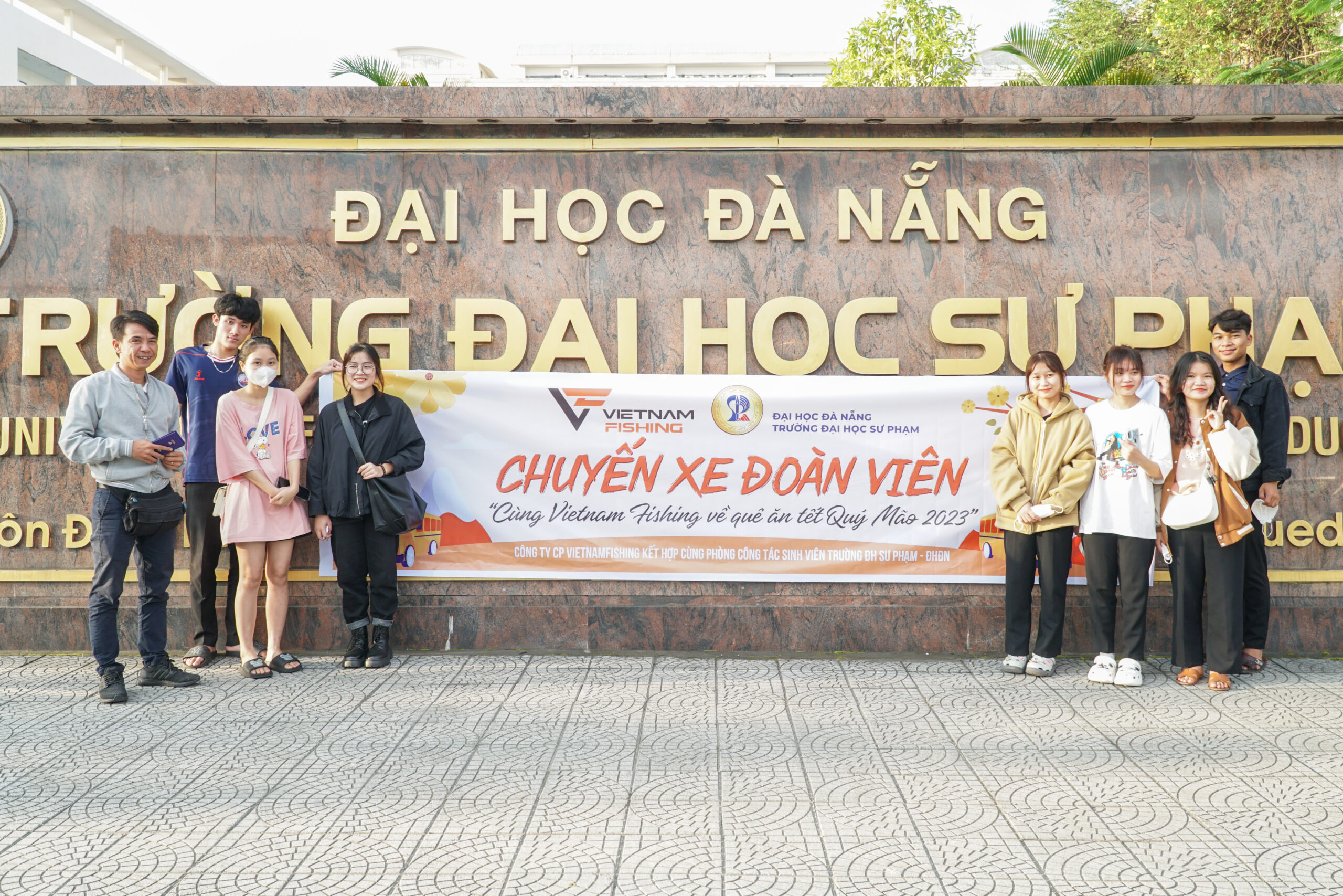 chuyến xe đoàn viên 5